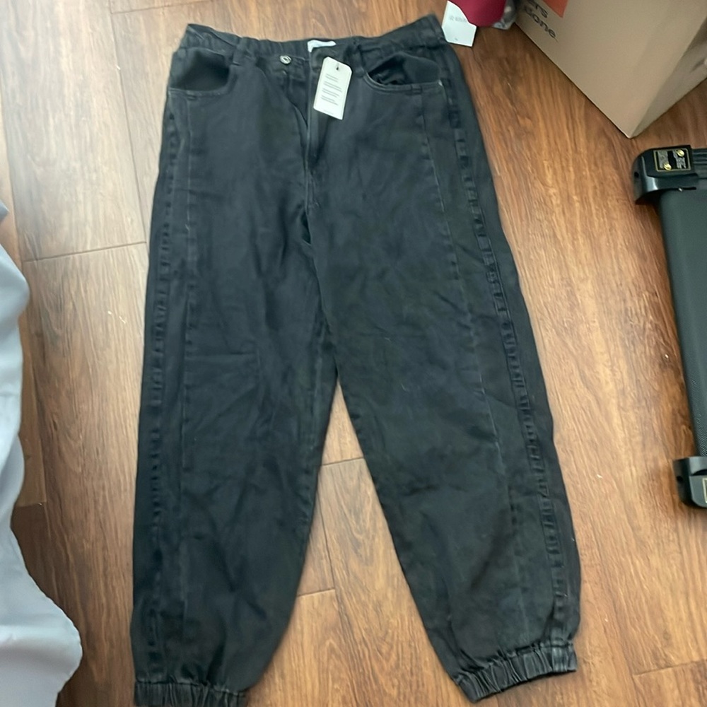 Size XL black denim joggers